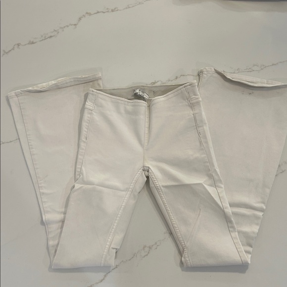 Free People White Low-Waisted Flare Jean - Picture 1 of 3